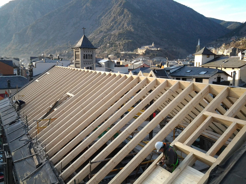 Estructura coberta Museu Thyssen, Principal d'Andorra